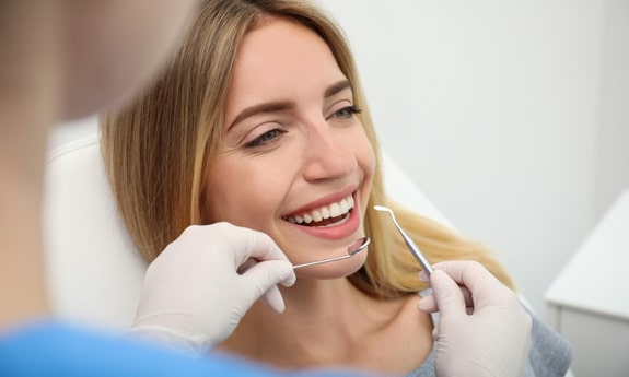 Featured image for “The Role of Cosmetic Dentistry in Anti-Aging: A Guide for Elgin People”