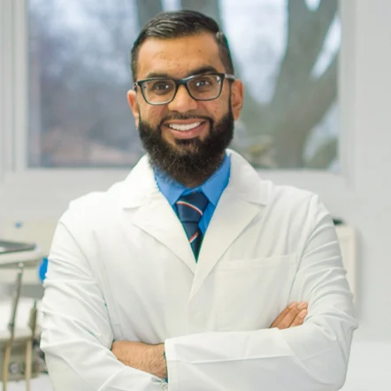 Dr. Omar Arshad, DMD, dentist in Elgin, IL